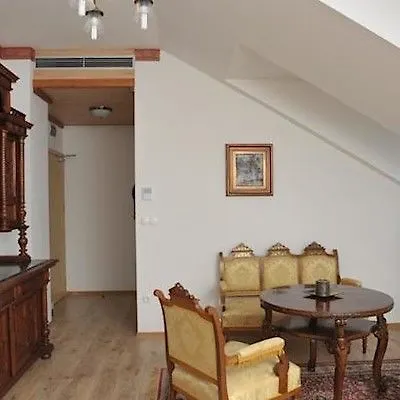 Puntijar 4*